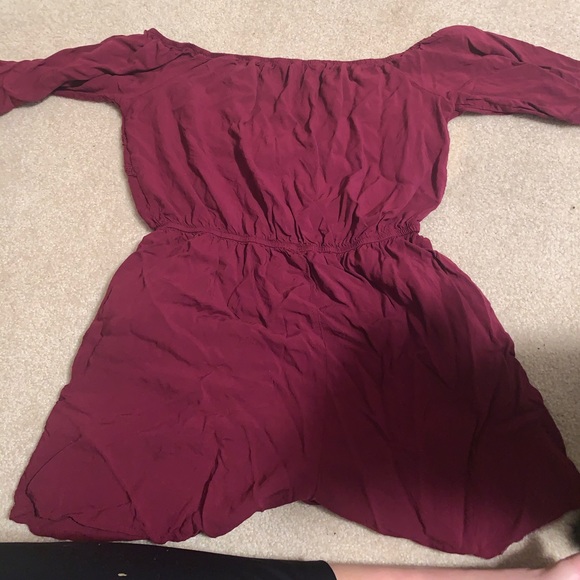 Garnet Off the shoulder romper - Picture 3 of 4